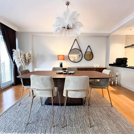 Calma Cihangir Apartment *